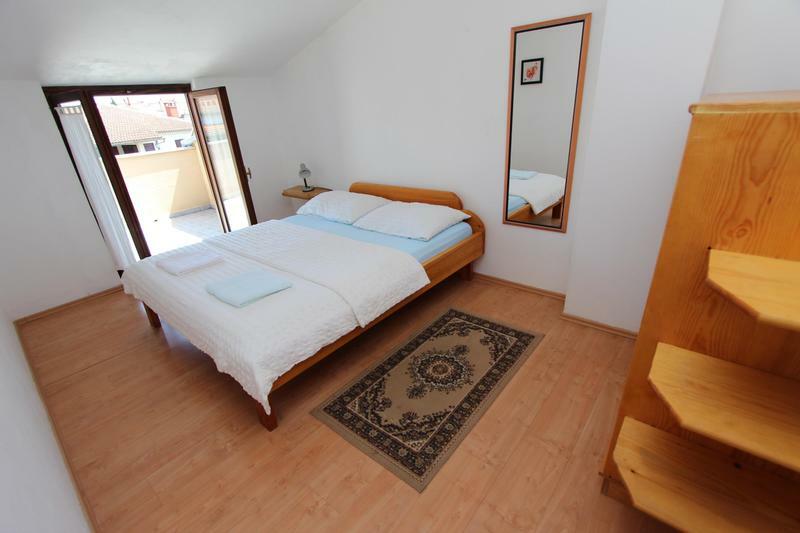 רוביני Apartments Lora מראה חיצוני תמונה