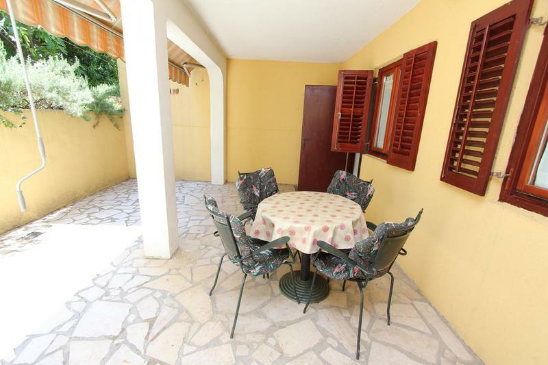רוביני Apartments Lora מראה חיצוני תמונה